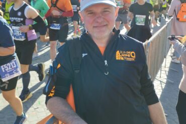 42 kilometry hiperwentylacji. Część 2 – „Czy wiedza boli?”